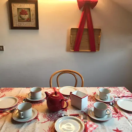 La Nave Sospesa アパート