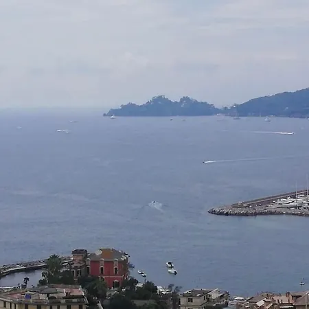 La Nave Sospesa Rapallo